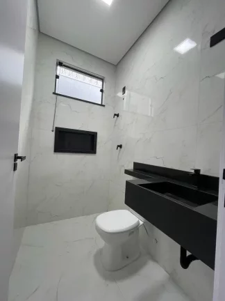 Imagem CASA Á VENDA NO PIRATININGAEM FRANCA/SP - Excelente casa no Piratininga 1 com - 03 dormitórios sendo 01 suíte - banheiro social - sala e cozinha i
