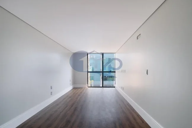 Imagem Apartamento á venda com 4 suítes na Prainha em Torres/RS