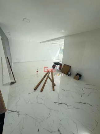 Imagem Casa com 2 dormitórios à venda, 120 m² por R$ 560.000,00 - Rasa - Armação dos Búzios/RJ