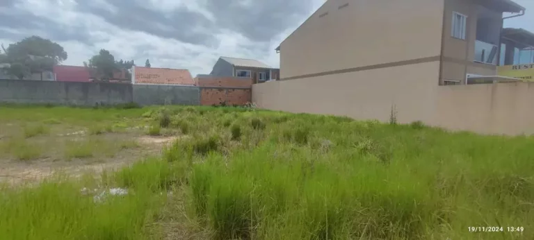 Imagem Terreno 12x25 300 m2 em rua asfaltada no Centro Penha/SC