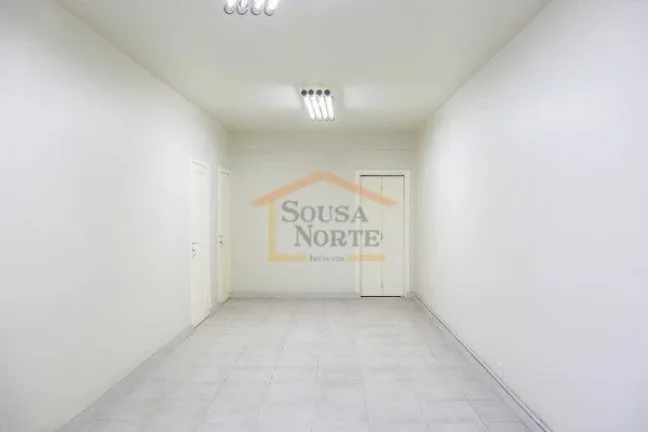 Imagem Sala comercial, conta com 51m² de área útil e 1 banheiro. Espaço funcional, indicado para profis...