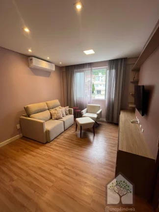 Imagem Excelente apartamento com reforma incrível e mobiliado na Trindade
