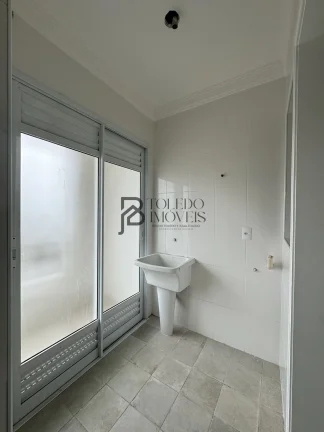 Imagem Apartamento de 3 Dormitórios com 1 Suíte no Canto do Forte - Praia Grande