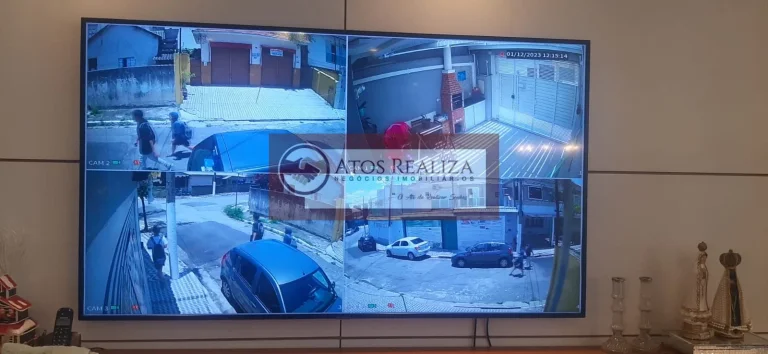 Imagem Vendo oportunidade na região de campo grande - São Paulo, Sobrado com 3 dormitórios, 1 suíte, 3 banheiros, 1 vaga coberta com basculante de ventilação, Churrasqueira, sistemas de monitoramento moderno e inteligente.