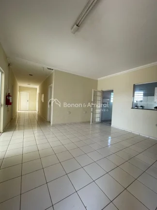 Imagem Ampla sala comercial disponível para locação em Paulínia, com 300 m² de área bem distribuída,...