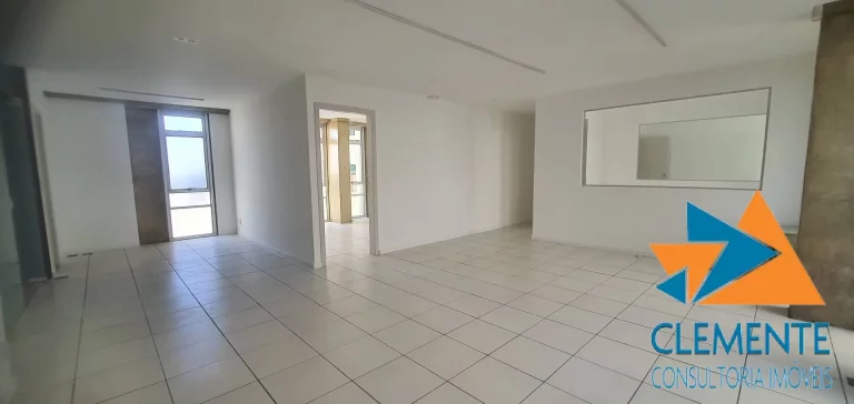 Imagem VENDO ANDAR CORRIDO COMERCIAL 227 M² -03 VGS B, SAVASSI-BH-MG