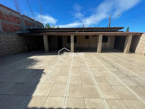 Imagem Venha conhecer este lindo imóvel que oferece conforto e praticidade para você e sua família! Loca...