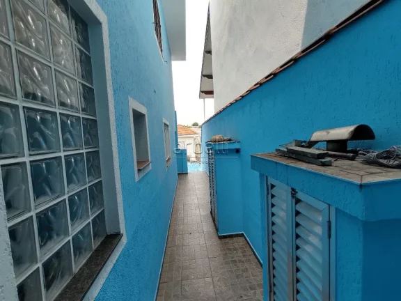 Imagem Sobrado em excelente estado de conservação! - 4 dormitórios sendo uma suíte master com Hidromass...