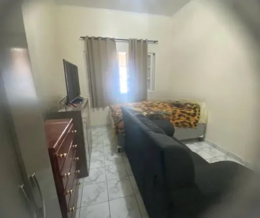 Imagem Sobrado com 236 m² 2 Dormitorios sendo 1 Suite e com Edicula