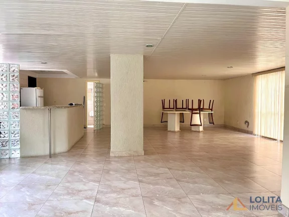 Imagem Apartamento à venda com 3 dormitórios sendo 1 suíte no Centro de Florianópolis/SC.