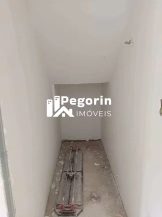 Imagem Sobrado à venda em Curitiba, Santa Cândida, com 3 quartos, 102m²