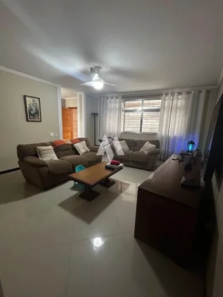 Imagem Casa á venda com 3 dormitórios e 2 suítes - Aparecida em Santos