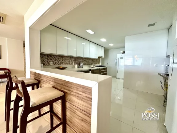 Imagem Praia de Beverly Hills! Luxuoso apartamento com 4 Suítes de Frente para o Mar!