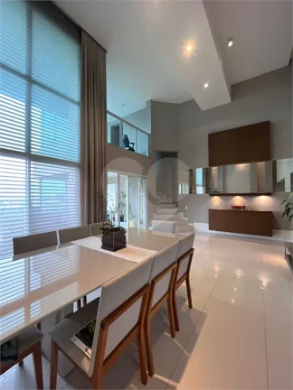 Imagem Apartamento à venda ou para alugar com 4 quartos, sendo 4 suítes, no condomínio Vilaggio Panamby, São Paulo - SP