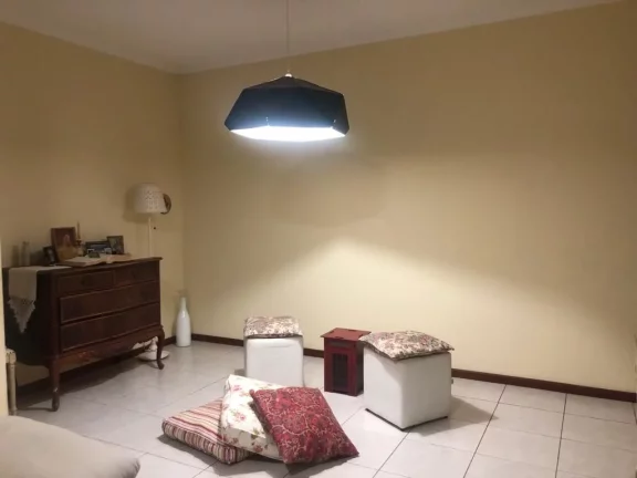 Imagem Ótimo apartamento no bairro Alto com;- 2 dormitórios sendo 1 suite com armário embutido no banhei...