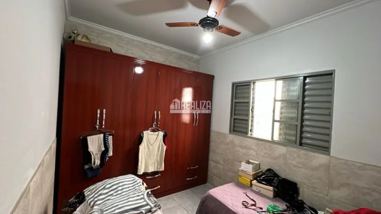 Imagem Casa à venda no bairro Quinta Boa Esperança, Uberaba: 3 dormitórios, suíte, garagem
