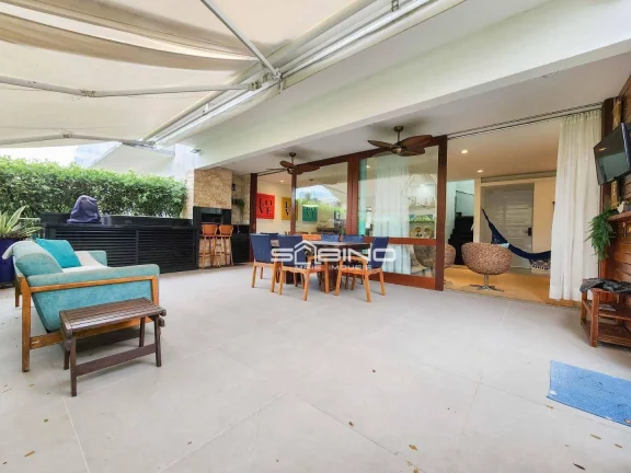 Imagem Belíssima casa de Villagio à venda com 4 Dormitórios sendo 2 suítes 232m² na Riviera de São Lourenço - Bertioga SP