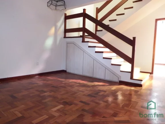 Imagem Casa de 3 dorm. para locação no bairro Glória, Porto Alegre/RS. - CA2740