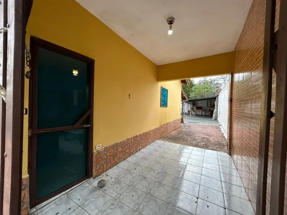 Imagem Casa para Venda em Itanhaém, Balneário Gaivota, 2 dormitórios, 2 banheiros, 5 vagas