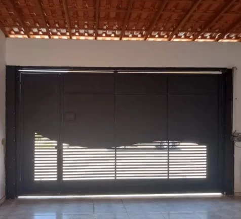 Imagem Sobrado com 3 dormitórios à venda, 190 m² por R$ 750.000,00 - Jardim Quaresmeira - Suzano/SP