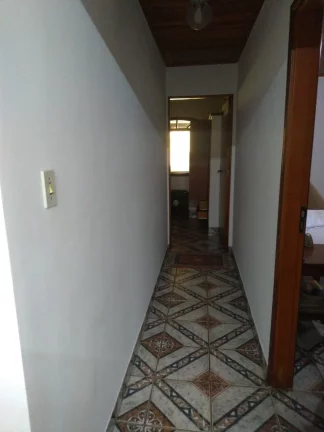 Imagem CHACARA A VENDA EM PIRACAIA DIVISA COM NAZARE PAULISTA
