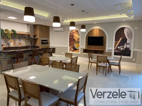 Imagem Apartamento Quadra Mar para Venda em Balneário Camboriú / SC no bairro Centro