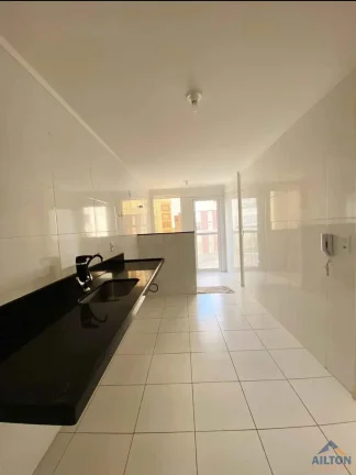 Imagem Apartamento com 3 Quartos à Venda na Quadra do Mar na Praia do Morro - Guarapari/ES