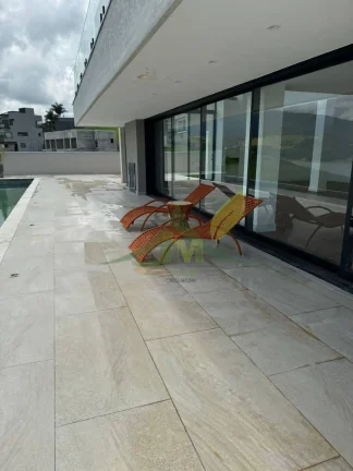Imagem Viva o Luxo à Beira da Represa em Joanópolis com essa Casa à Venda