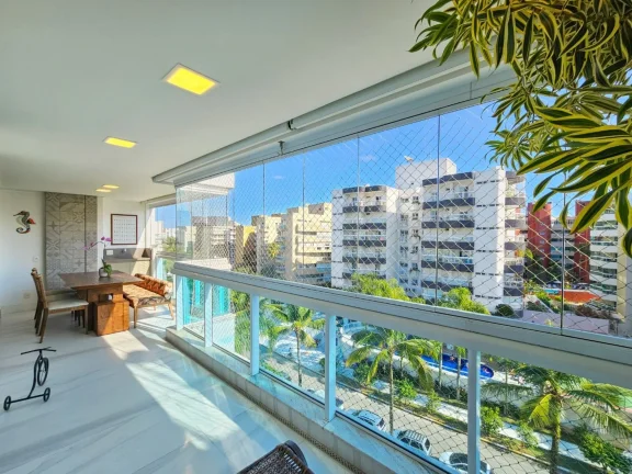 Imperdível apartamento à venda em Riviera de São Lourenço - Módulo 2: 3 quartos, 2 suítes, 2 salas, 2 vagas, 102,59m². Varanda gourmet!