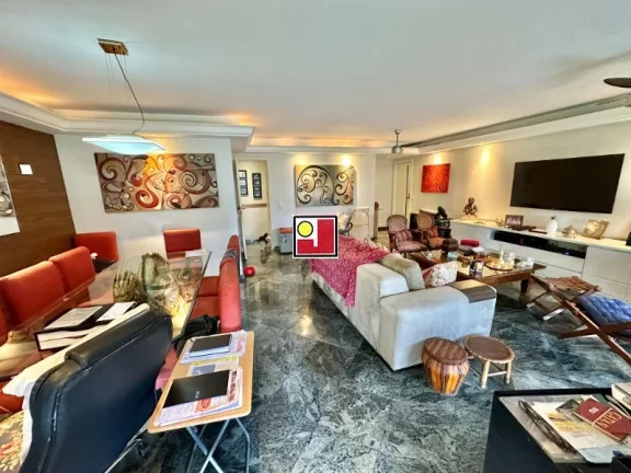 Imagem Vendo 3Q(1Ste) prédio luxuoso na Alfredo Russel, repleto armários, reformado, 2 vg, R$4.000.000, sauna, parquinho, salão festas, ginastica, cp futebol