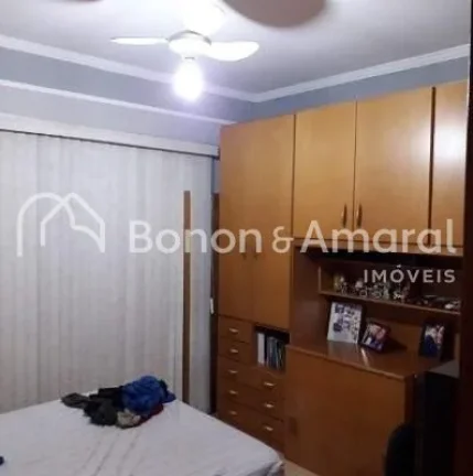 Imagem Casa em condomínio com 180 m² e 3 quartos