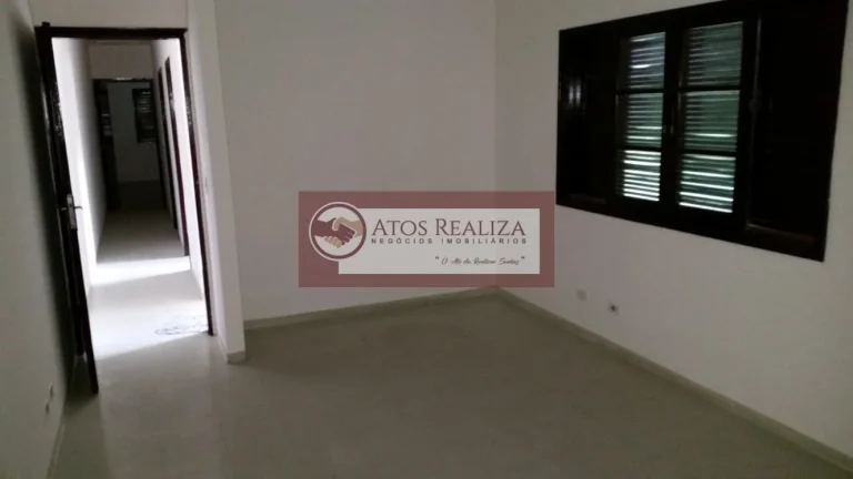 Imagem Vendo lindo sobrado com Edícula em Jardim Santa Cruz (Campo Grande) - São Paulo 167M², 4 Dormitórios, 1 Suíte, 3 Banheiros e 2 vagas de garagem por R$ 670.000. Oportunidade.
