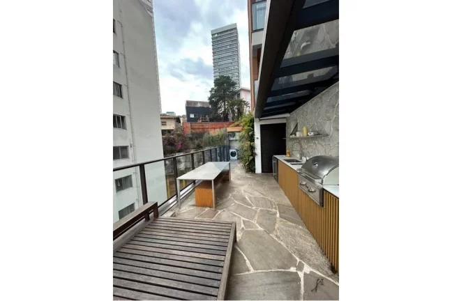 Imagem Apartamento Garden que se destaca pela localização no bairro charmoso da Vila Madalena, com 2 dormitórios, sendo 1 suite, 2 banheiros e 1 vaga .