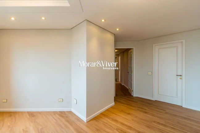 Imagem Apartamento para Venda em Curitiba, Centro, 3 dormitórios, 1 suíte, 3 banheiros, 2 vagas