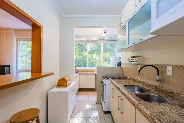 Imagem Apartamento à venda em Porto Alegre, Petrópolis, com 2 quartos, 91,8m2