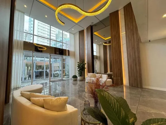 Imagem Apartamento com vista de frente mar com 3 suítes e 2 vagas de garagem em Balneário Piçarras