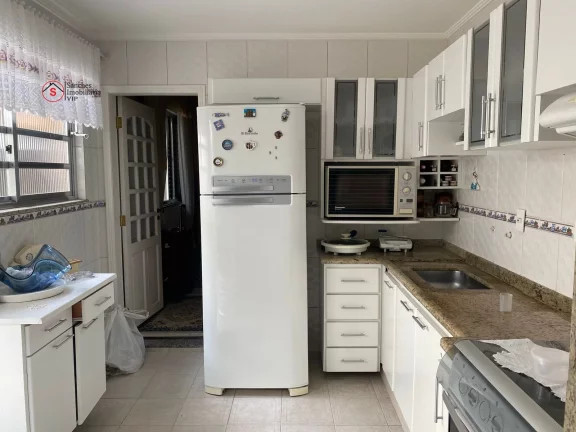 Imagem CASA TÉRREA NA FRENTE E SOBRADO NOS FUNDOS, PARA ALUGUEL NA VILA PRUDENTE. SÃO 2 CASAS NO QUINTAL, 2 VAGAS COBERTAS. VALOR E LOCALIZAÇÃO EXCELENTES.