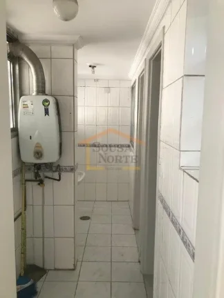 Imagem Apartamento com 3 dormitórios, sendo 1 de empregada e 2 com armários planejados, sala ampla para 2...