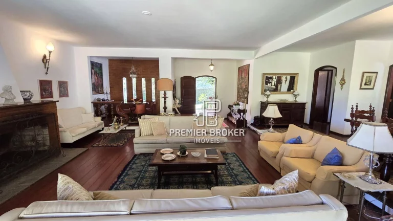 Imagem Casa à venda, 230 m² por R$ 1.300.000,00 - Alto - Teresópolis/RJ