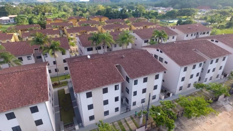 Imagem Apartamento com 2 dormitórios à venda, 50 m² por R$ 400.000,00 - Praia do Sapê - Ubatuba/SP
