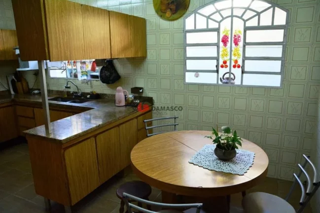 Imagem Casa à venda 3 Quartos, 1 Suite, 6 Vagas, 361M², Jardim São Caetano, São Caetano do Sul - SP
