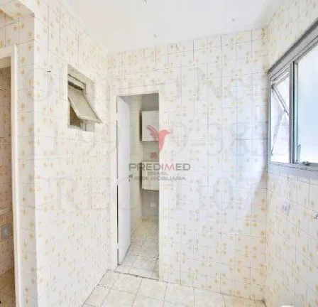 Imagem Excelente Apartamento na Praça da Árvore
