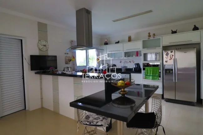 Imagem CASA À VENDA COM PISCINA, 3 SUÍTES, 650M² AC, NO CONDOMINIO INHANDJARA - ITUPEVA/SP