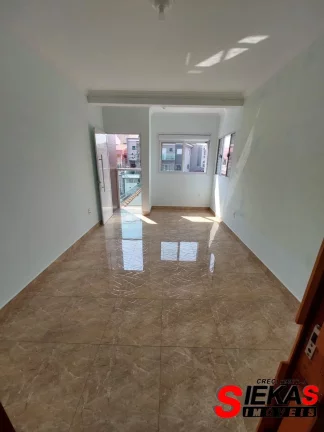 Imagem Imperdível! Casa à venda em São Paulo-SP, Itaquera, 4 quartos, 2 suítes, 2 salas, 3 banheiros, 3 vagas, 165m². Confira!