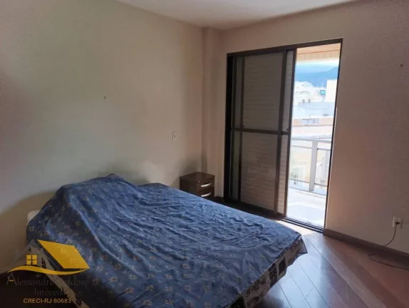 Imagem Vendo Amplo Apartamento no Centro de Nova Friburgo