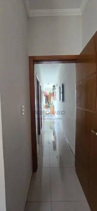 Imagem Casa com Quintal,Área de serviço e Garagem, em Vila Bela, Guaratinguetá