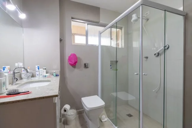 Imagem Oportunidade Apartamento Reformado 3 Quartos ,90m² a 200m do Metrô Vila Mariana