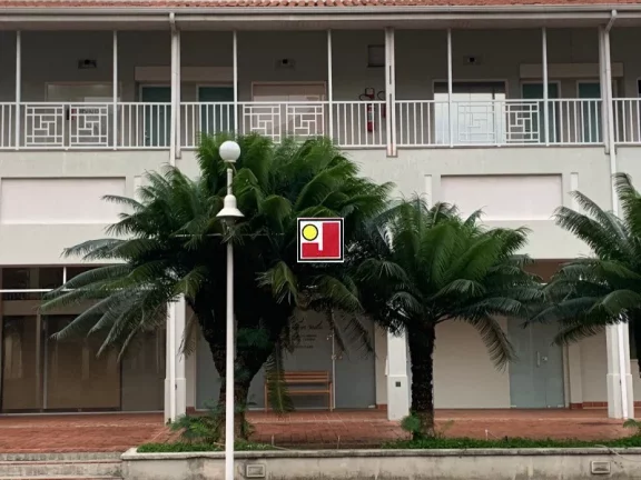 Imagem Vendo Loja com apartamento, na Praia da Barra, 60m², apenas R$299.000,00, montada, pronta para uso, próximo da praia, local com 5000 moradores, 2 vaga