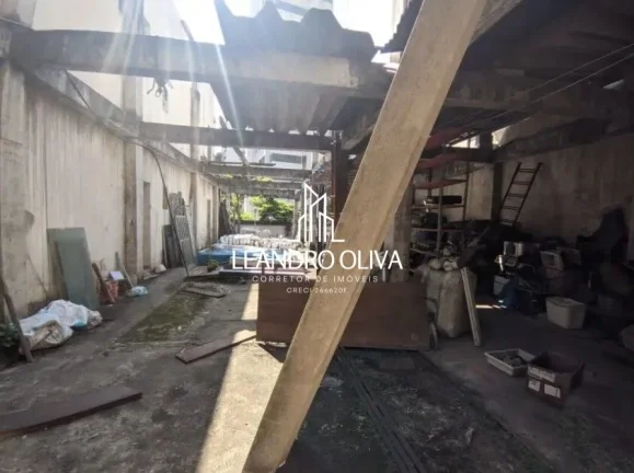 Imagem Galpão Comercial à Venda – 450 m² | Av. Armando Ferrentini