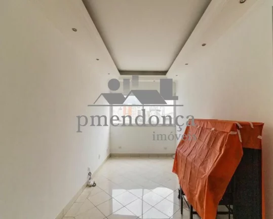 Imagem Apartamento amplo, living para 02 ambientes, dormitórios com armários, banheiro social, cozinha e ...